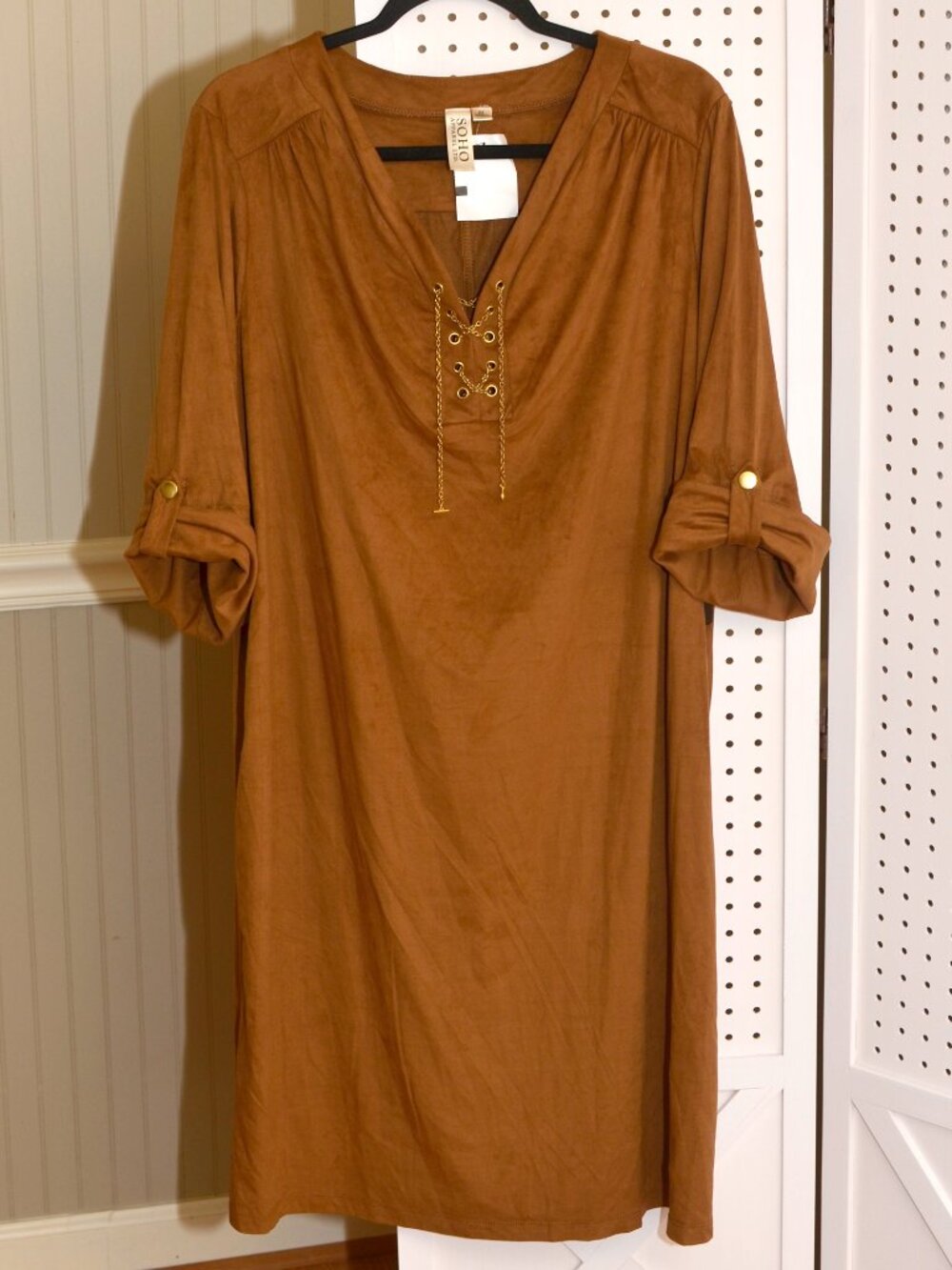 NWT Plus Size 2X SOHO Faux Suede Lace-Up Shift Dress - Earthy Brown, Gold Chain